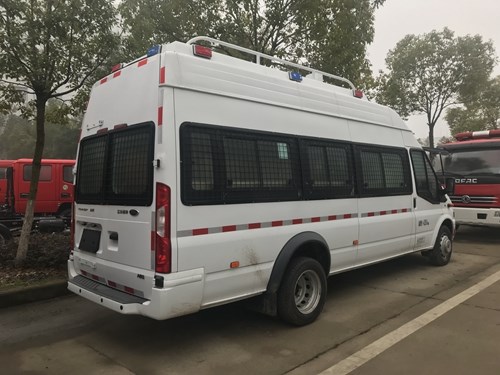 江铃全顺防爆运兵车
